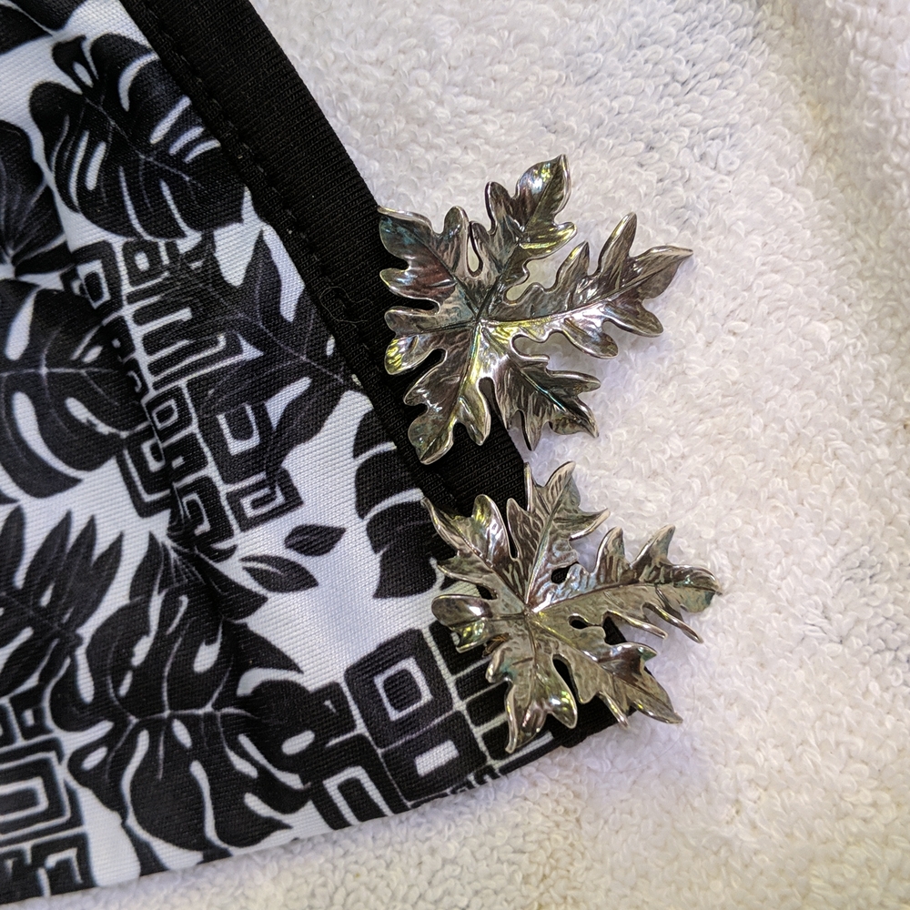 🌿 Authentic VTG Ming's Sterling Silver papaya leaf earrings 🌿
